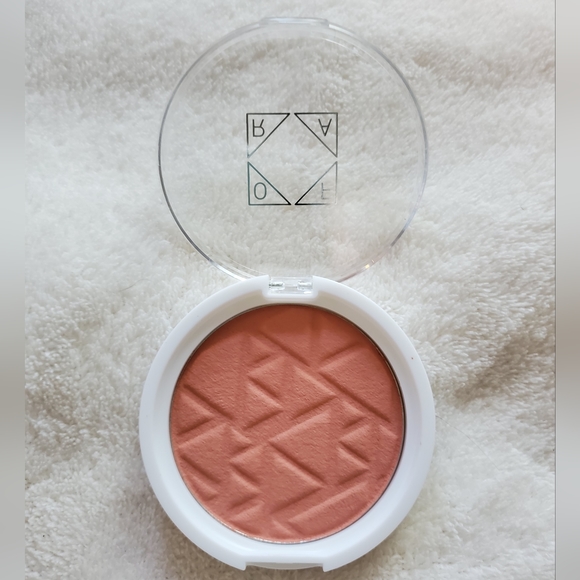 NEW Ofra Blush in Bellini Full Size NWOB - Picture 3 of 6